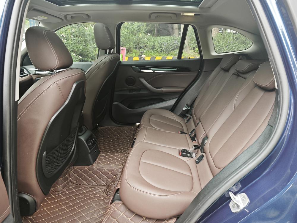 BMW X1 2020 sDrive25Li Leader – фото 14