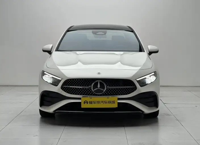 Mercedes-Benz A-class 2024 Model Facelift II A 200 L Fashion Edition – фото 2
