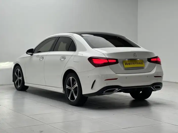 Mercedes-Benz A-class 2024 Model Facelift II A 200 L Fashion Edition – фото 5