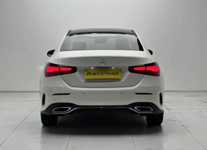 Mercedes-Benz A-class 2024 Model Facelift II A 200 L Fashion Edition – фото 6
