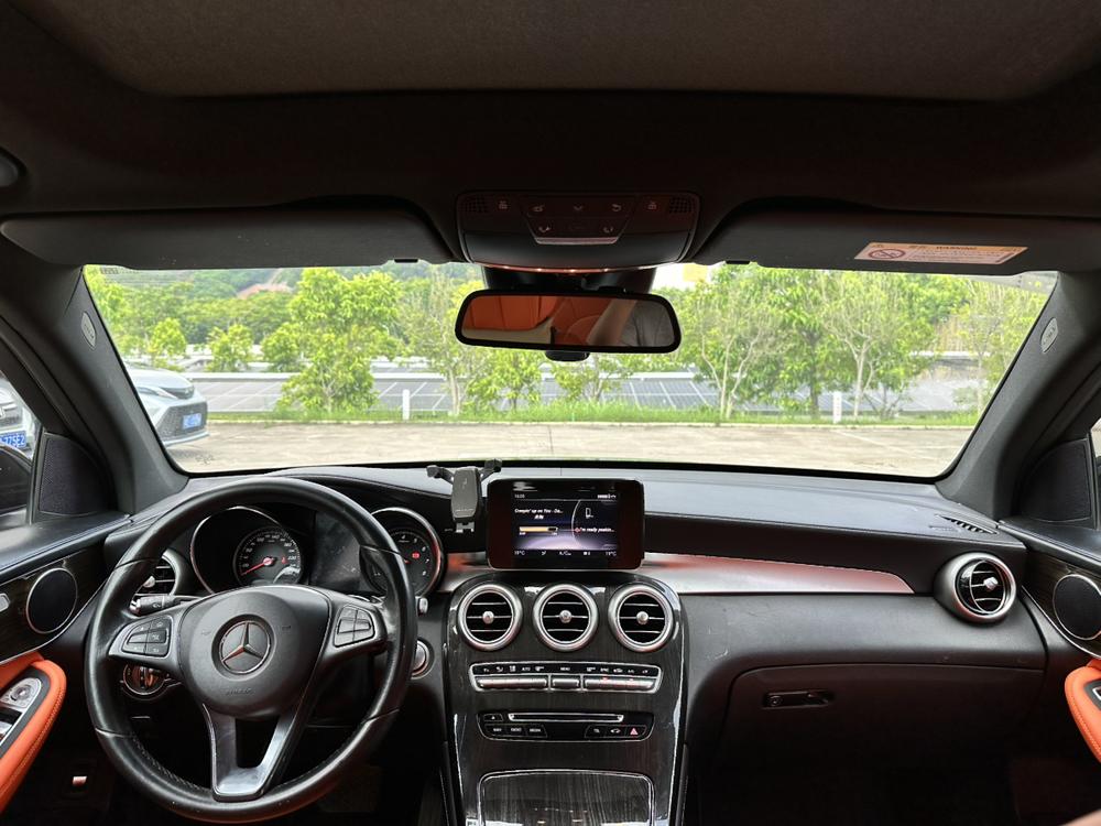 Mercedes-Benz GLC Модель 2018 года комплектация GLC 260 4MATIC Luxury – фото 14