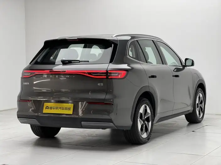 Geely Galaxy E5 2026 Model 610km Tiggo + Edition – фото 7