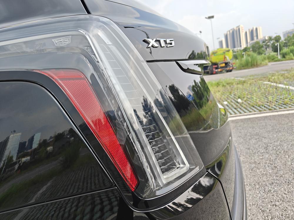 Cadillac X T5 2022 2.0T 4WD Platinum – фото 11