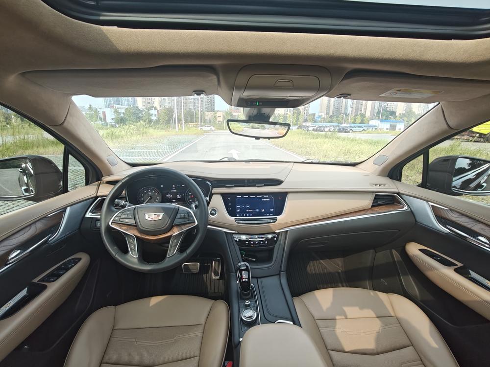 Cadillac X T5 2022 2.0T 4WD Platinum – фото 13