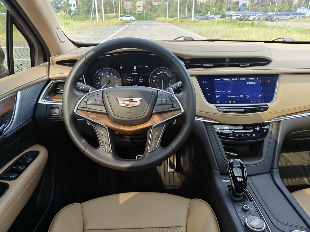 Cadillac X T5 2022 2.0T 4WD Platinum – фото 15