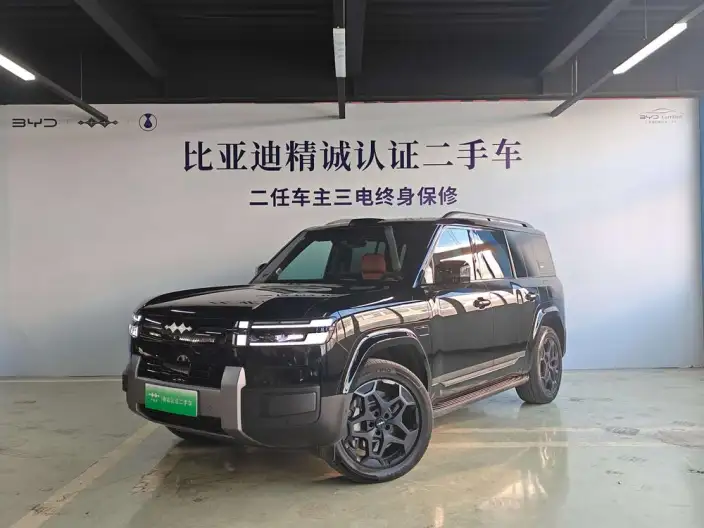 Titan 7 PHEV 2025 Model 190KM 4WD Ultra Edition