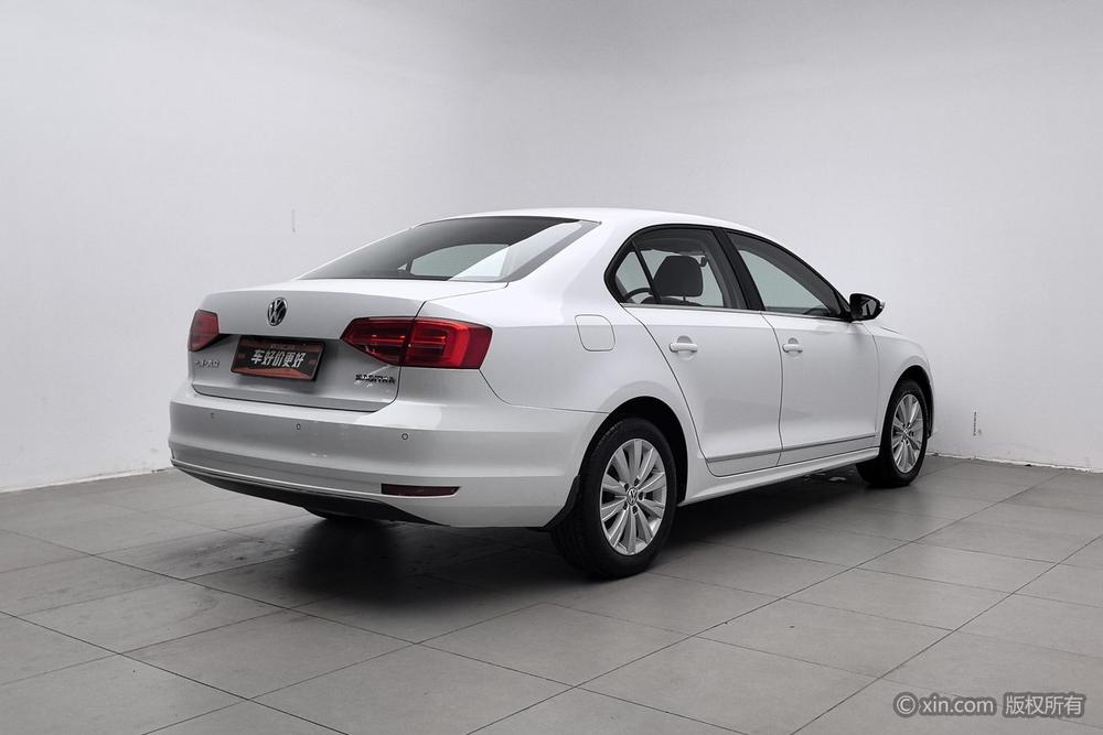 Volkswagen Sagitar 2015 1.6L Manual Comfort – фото 4