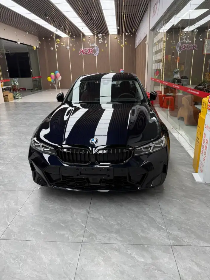 BMW 3 Series 2026 Model 330Li M Sports Night Set – фото 2
