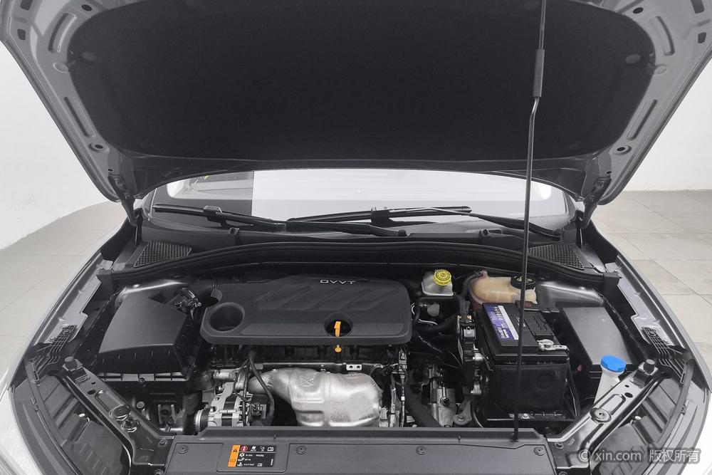 Roewe i5 2021 1.5L Manual Diamond Edition – фото 5