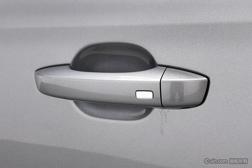 Roewe i5 2021 1.5L Manual Diamond Edition – фото 8