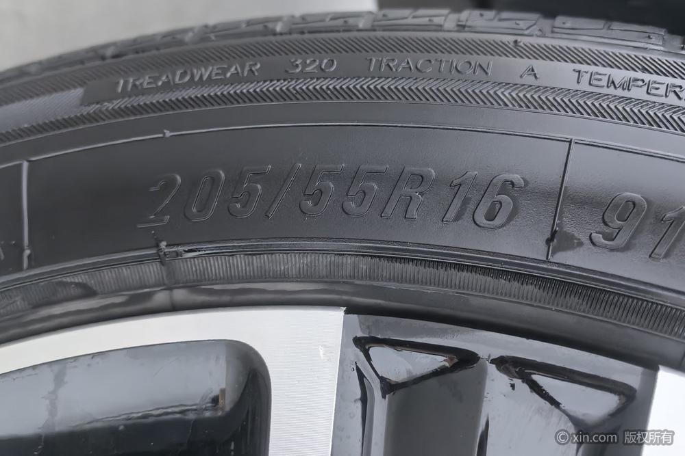 Roewe i5 2021 1.5L Manual Diamond Edition – фото 10