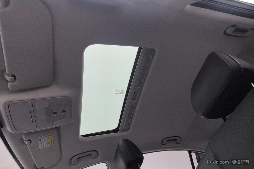 Roewe i5 2021 1.5L Manual Diamond Edition – фото 20