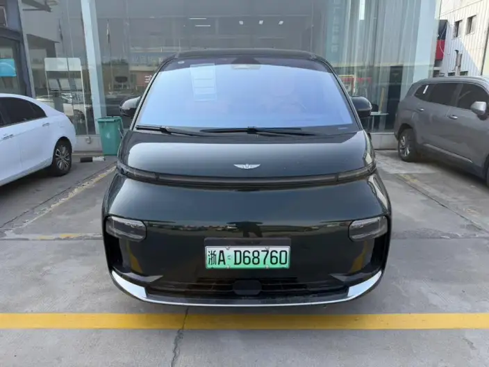 L EV C L380 2024 Model 140kWh 6 seat 4WD Ultra