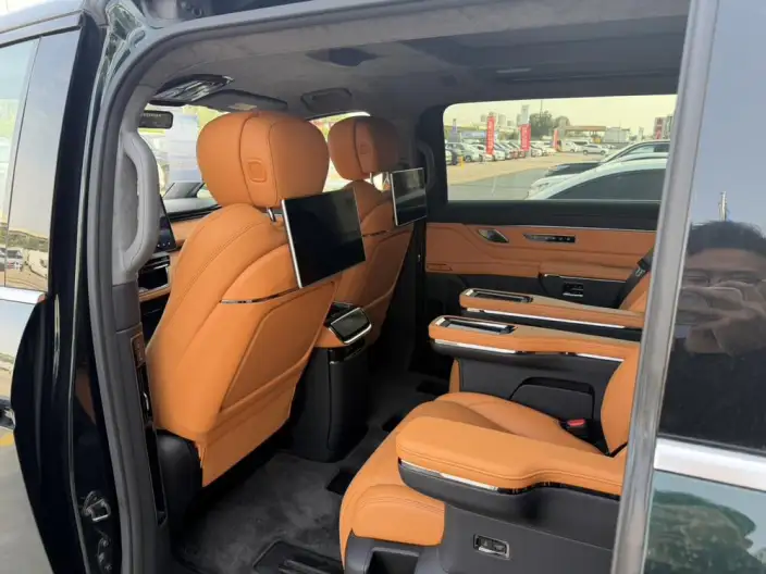 L EV C L380 2024 Model 140kWh 6 seat 4WD Ultra – фото 9