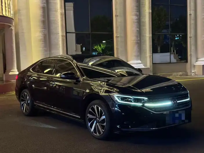 Volkswagen Passat 2022 Model 380TSI Ultimate Edition – фото 3