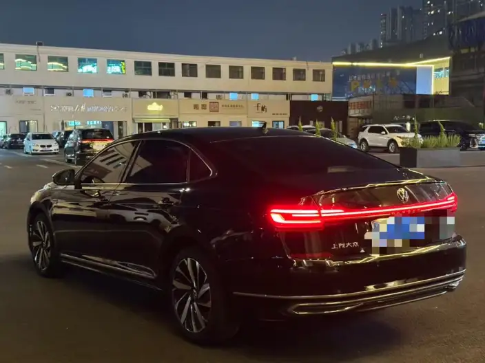 Volkswagen Passat 2022 Model 380TSI Ultimate Edition – фото 4
