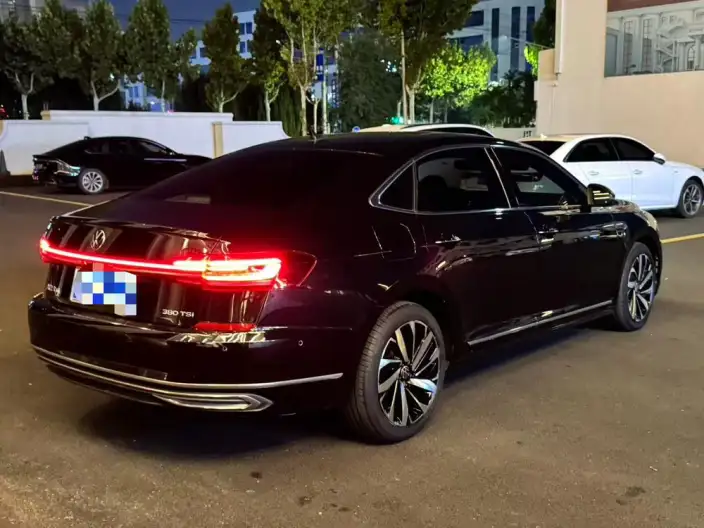 Volkswagen Passat 2022 Model 380TSI Ultimate Edition – фото 6