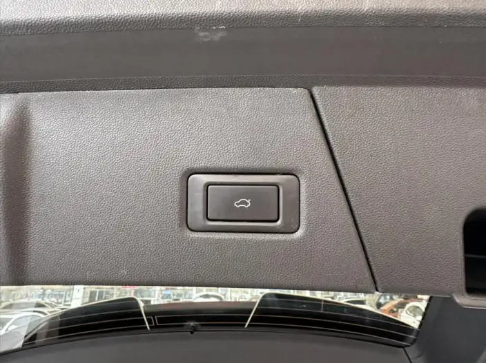 Chery Tiggo 9 2023 Model 2.0T DCT 2WD Deluxe Edition 5 seat – фото 7