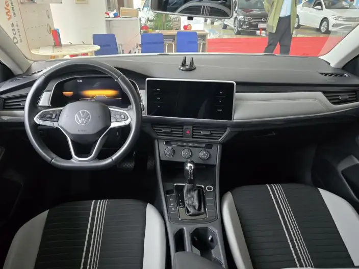 Volkswagen Bora 2024 Model 200TSI DSG Smooth Ride Edition – фото 9