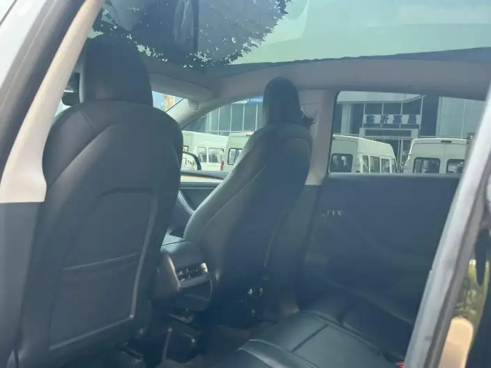 Model Y 2022 Model Rear-wheel drive version – фото 9