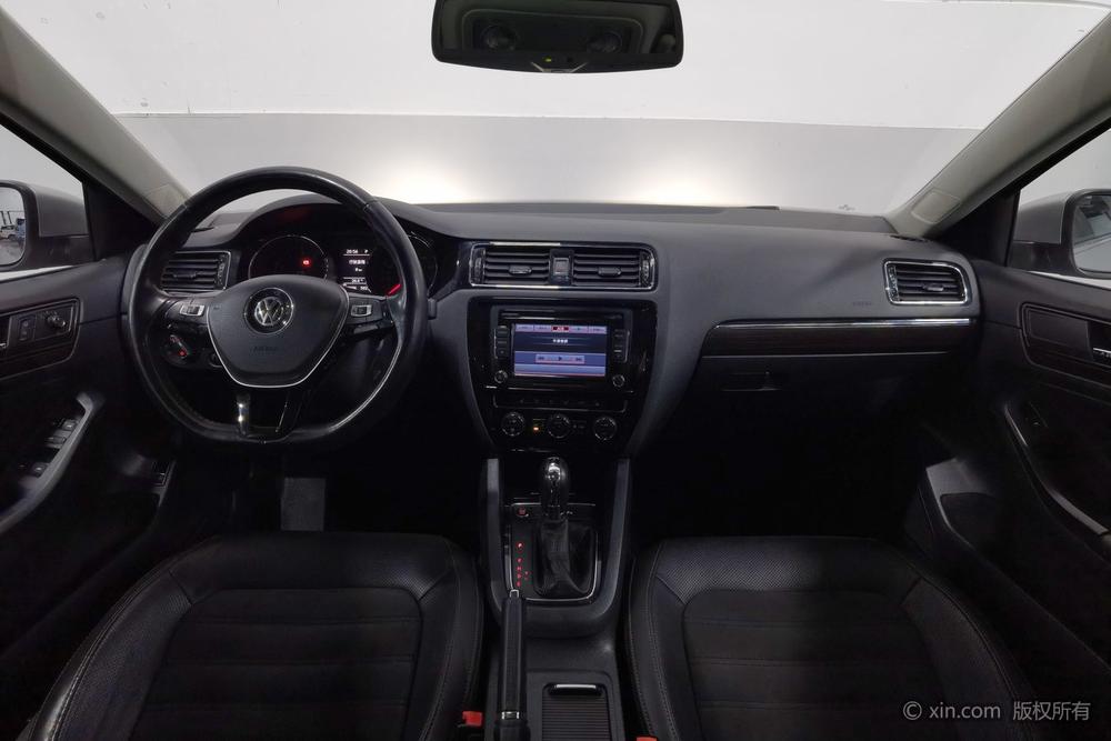 Volkswagen Sagitar 2015 230TSI Automatic Luxury – фото 12