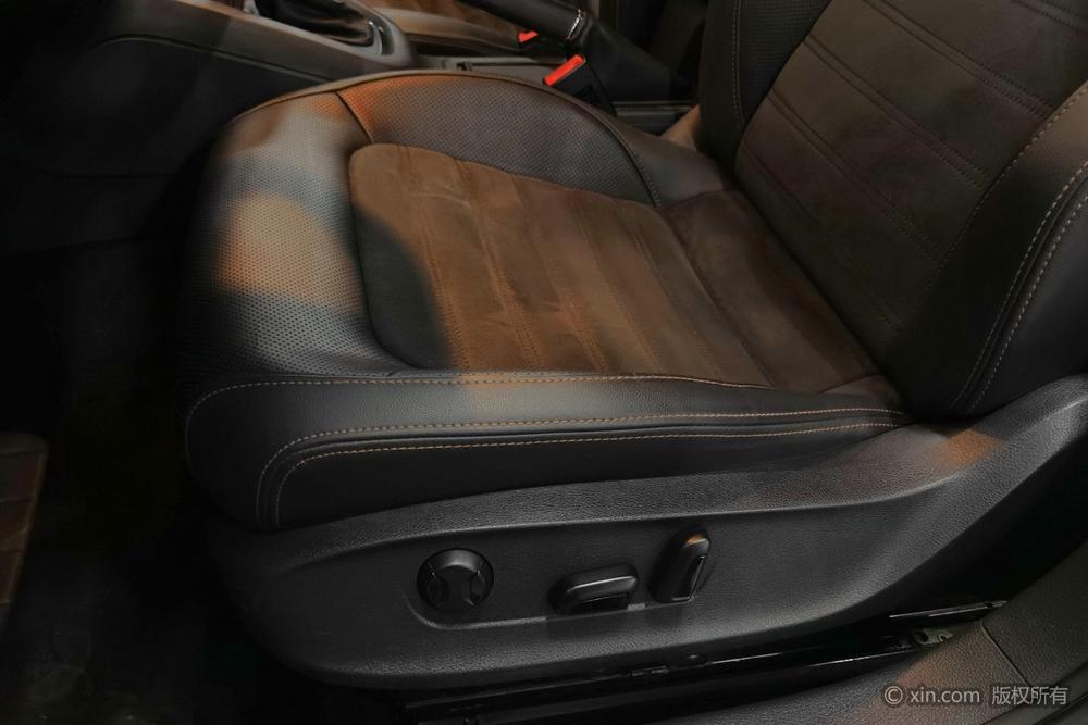 Volkswagen Sagitar 2015 230TSI Automatic Luxury – фото 18