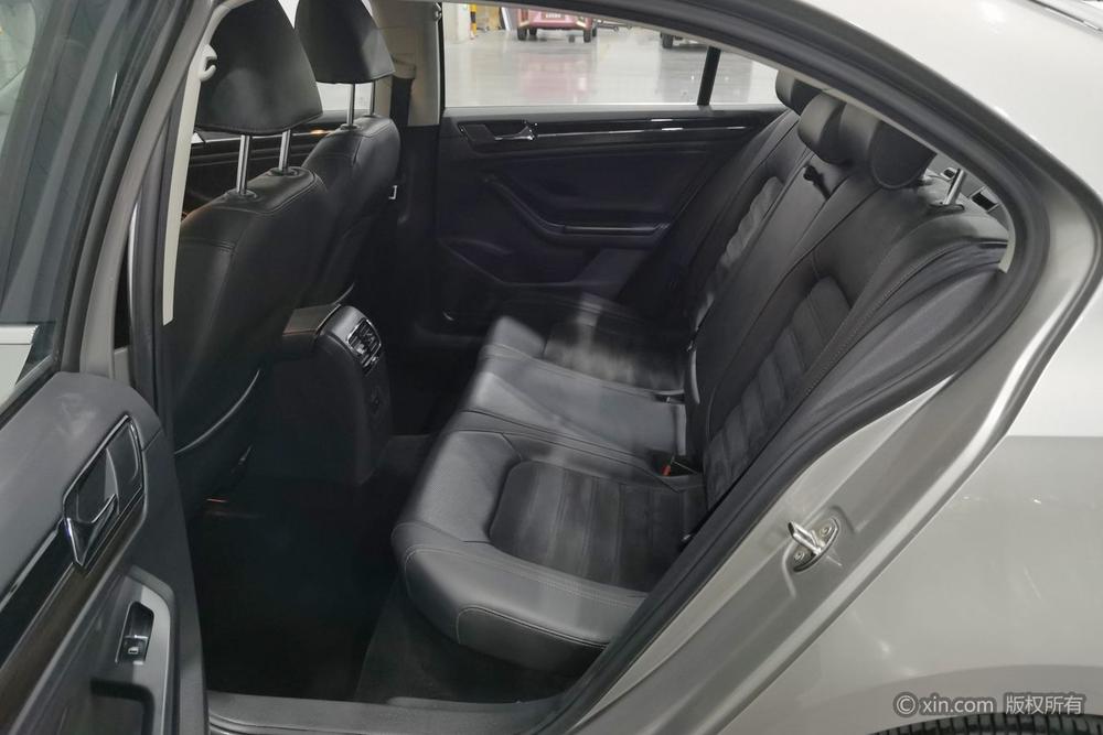 Volkswagen Sagitar 2015 230TSI Automatic Luxury – фото 19