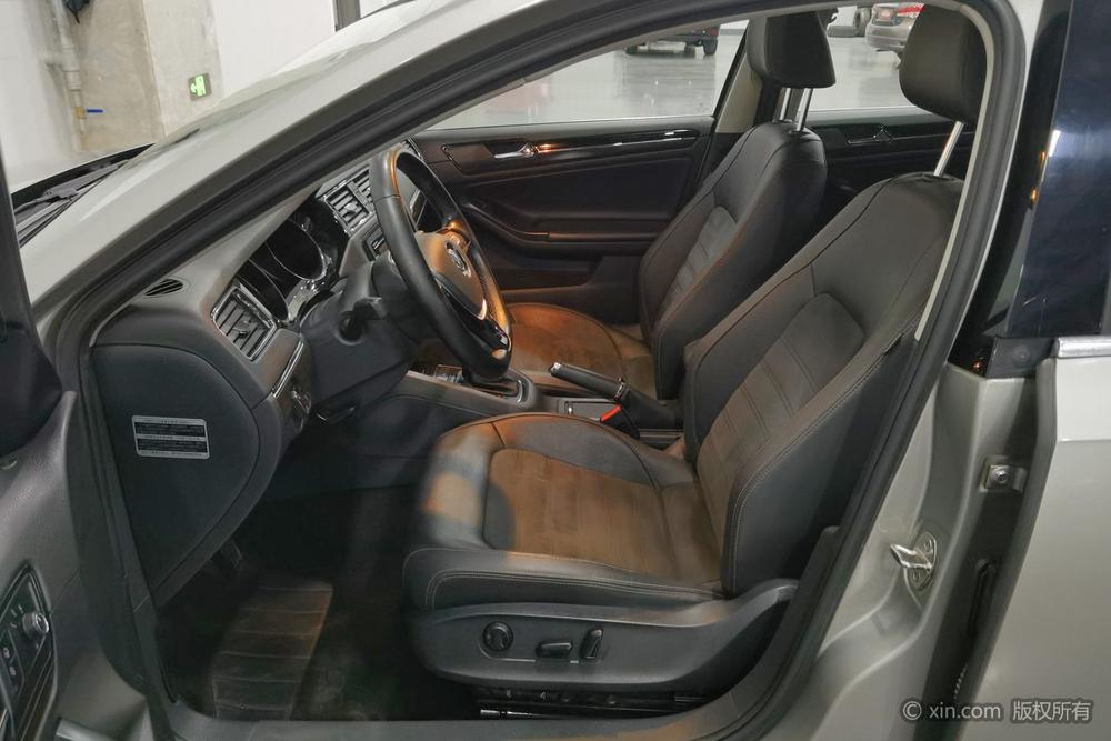 Volkswagen Sagitar 2015 230TSI Automatic Luxury – фото 24