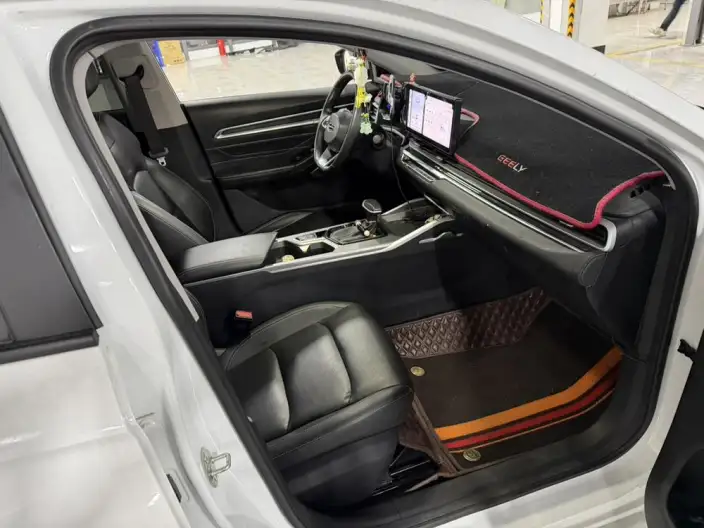 Geely Emgrand 2023 Model No. 4 Gen Champion Edition 1.5L CVT Luxury Model – фото 7