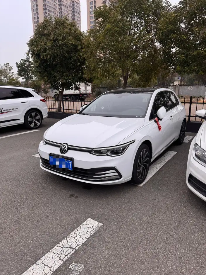 Volkswagen Golf 2023 Model 280TSI DSG Pro – фото 1