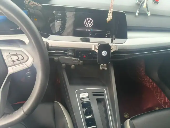 Volkswagen Golf 2023 Model 280TSI DSG Pro – фото 6
