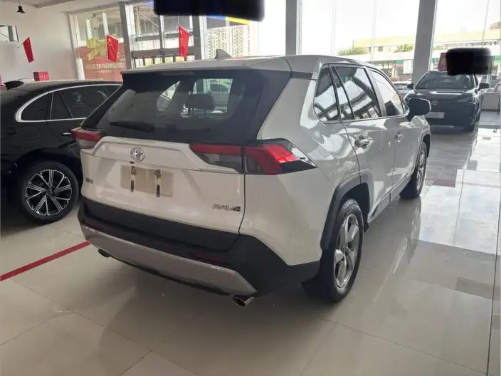 Toyota RAV4 2023 Model 2.0L CVT 2WD Urban Edition – фото 5