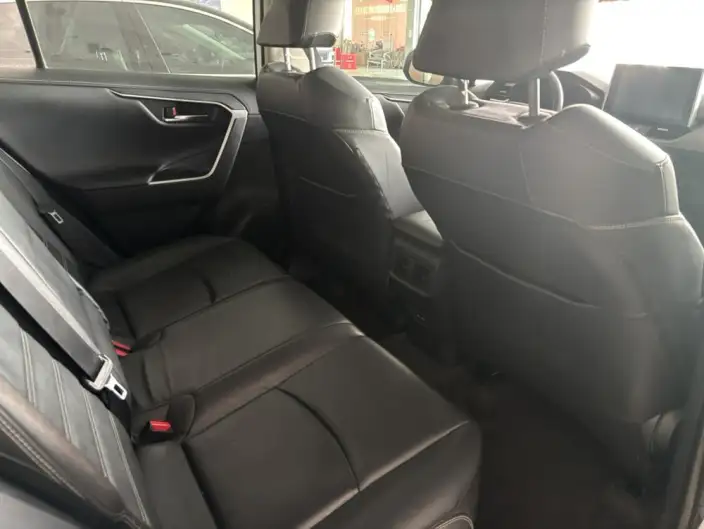 Toyota RAV4 2023 Model 2.0L CVT 2WD Urban Edition – фото 8