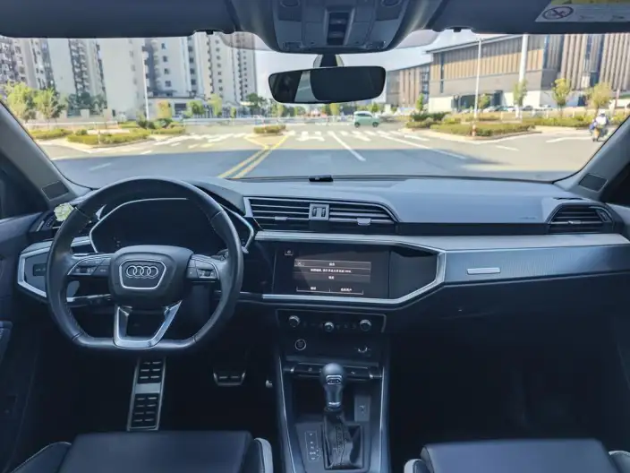 AUDI Q3 2024 Model 35 TFSI Fashion Dynamic Model – фото 7