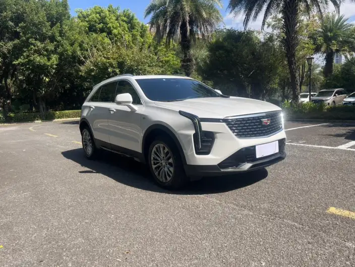 Cadillac XT4 2024 Model 28T 2WD Luxury Model
