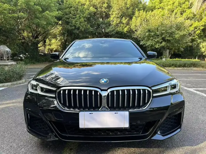 BMW 5 Series 2022 Model Facelift 530Li Leading Model M Sports Set – фото 2