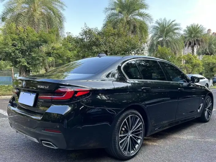 BMW 5 Series 2022 Model Facelift 530Li Leading Model M Sports Set – фото 7