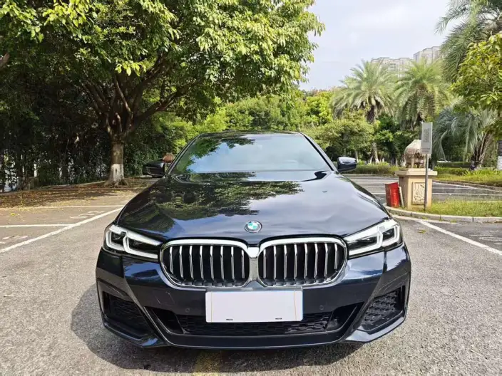 BMW 5 Series 2022 Model Facelift II 525Li M Sports Set – фото 2