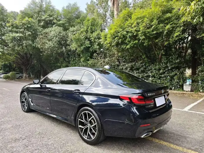 BMW 5 Series 2022 Model Facelift II 525Li M Sports Set – фото 5