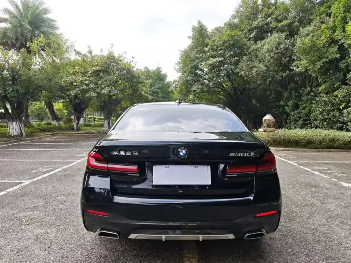BMW 5 Series 2022 Model Facelift II 525Li M Sports Set – фото 6