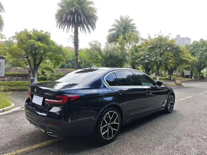 BMW 5 Series 2022 Model Facelift II 525Li M Sports Set – фото 7