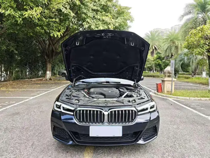 BMW 5 Series 2022 Model Facelift II 525Li M Sports Set – фото 8