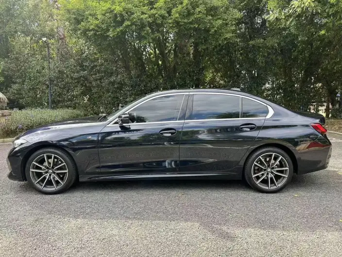 BMW 3 Series 2023 Model 320Li M Sports Set – фото 4