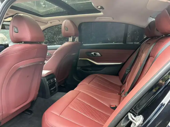 BMW 3 Series 2023 Model 320Li M Sports Set – фото 10