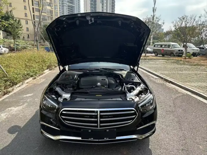 Mercedes-Benz E-Class 2023 Model E 300 L Fashion Model sedan – фото 9