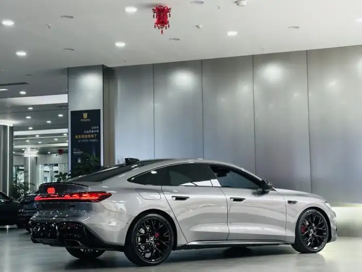 Audi A5 L Sportback 2026 Model 2.0TFSI quattro 150kW First Edition Limited edition – фото 6