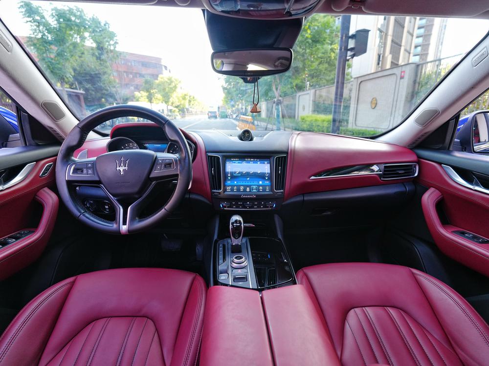 Maserati Levante 2018 3.0T Classic – фото 7