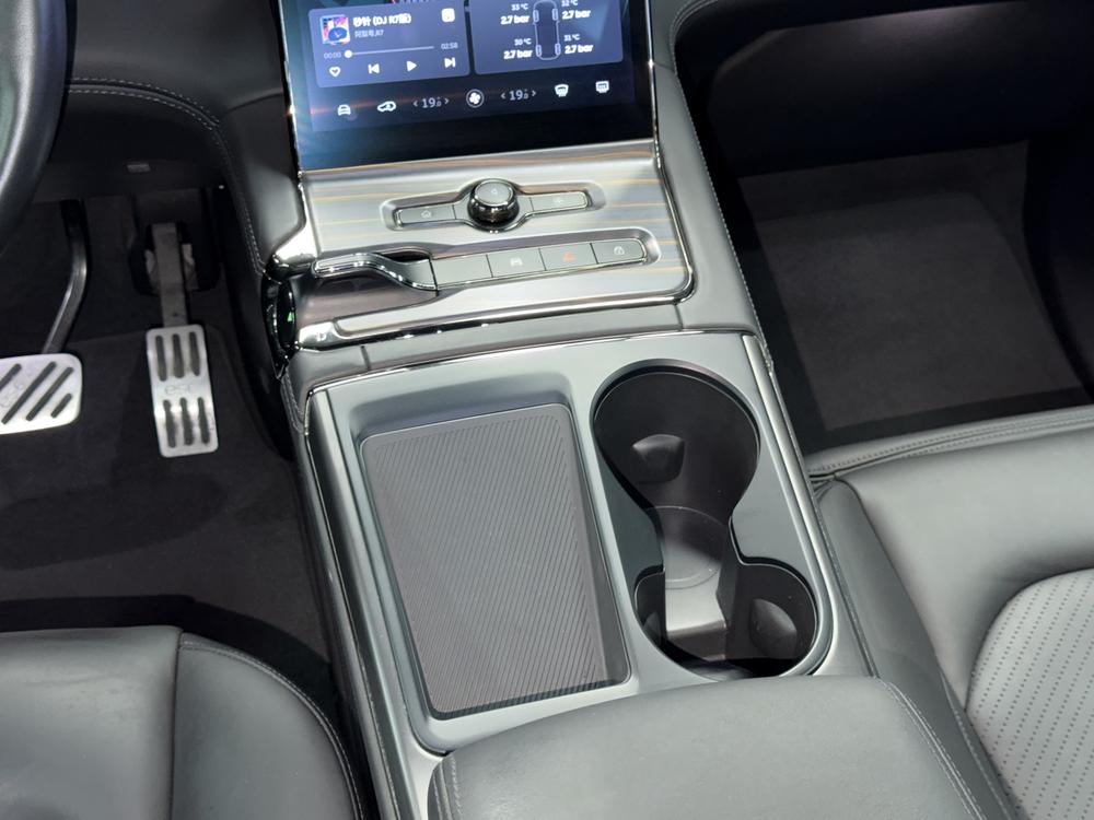NIO ES6 2020 610km Performance – фото 9