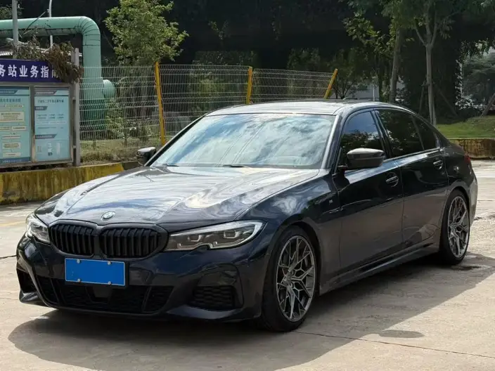 BMW 3 Series 2022 Model 330Li xDrive M Sports Night Set – фото 1