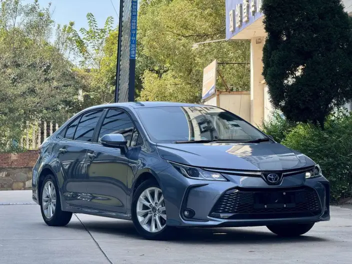 Toyota Corolla 2023 Model Intelligent Hybrid 1.8L E-CVT Pioneer Edition – фото 3